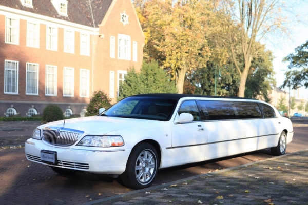 Lincoln Limousine Tuxedo