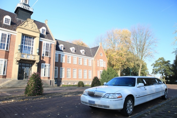 Lincoln Limousine Crystal Limo